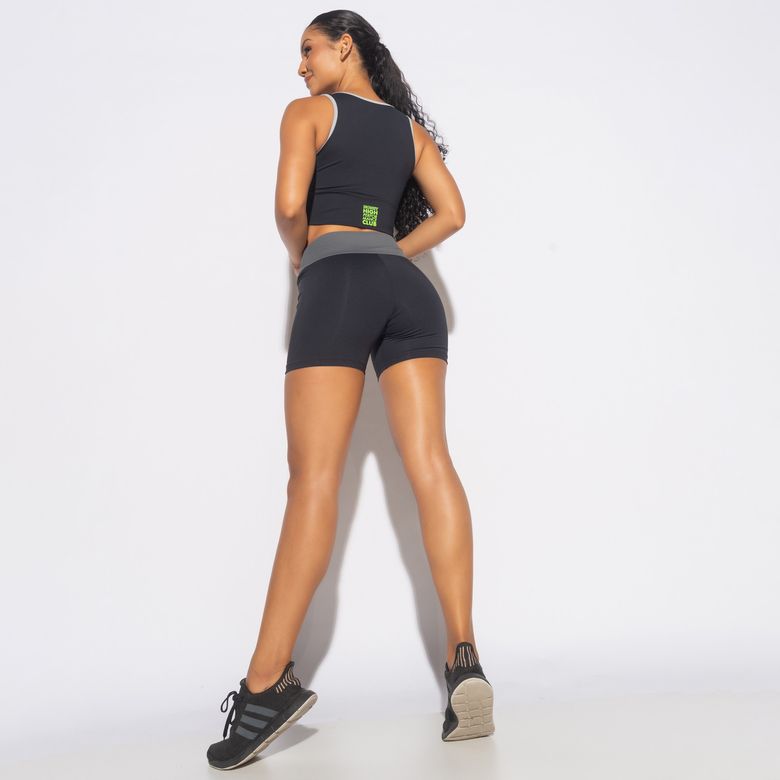 Short Fitness Preto Listra de Viés Cinza SH585