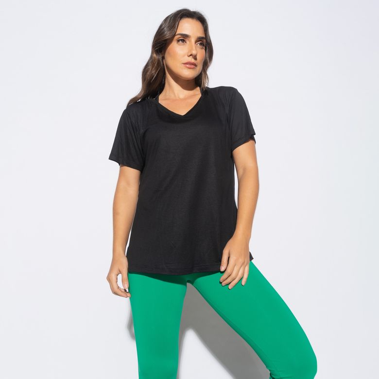 Blusa Fitness Preta com Decote V  BL500