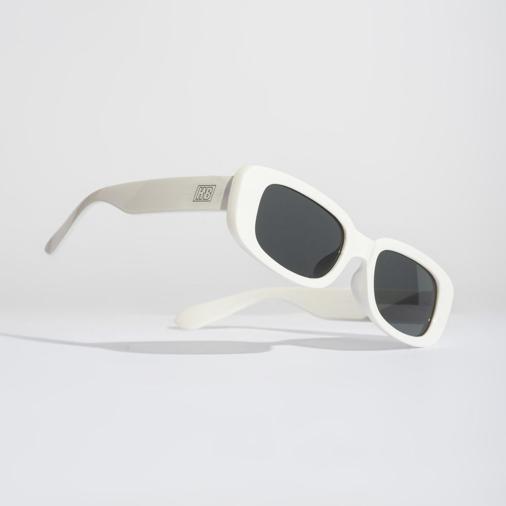 Kit-Oculos-de-Sol-Retangular-Blogueira-Branco---Case-OC017-Branco