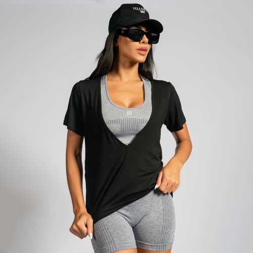 Blusa-Fitness-Decote-em-V-Preta-Celebrity-BL549