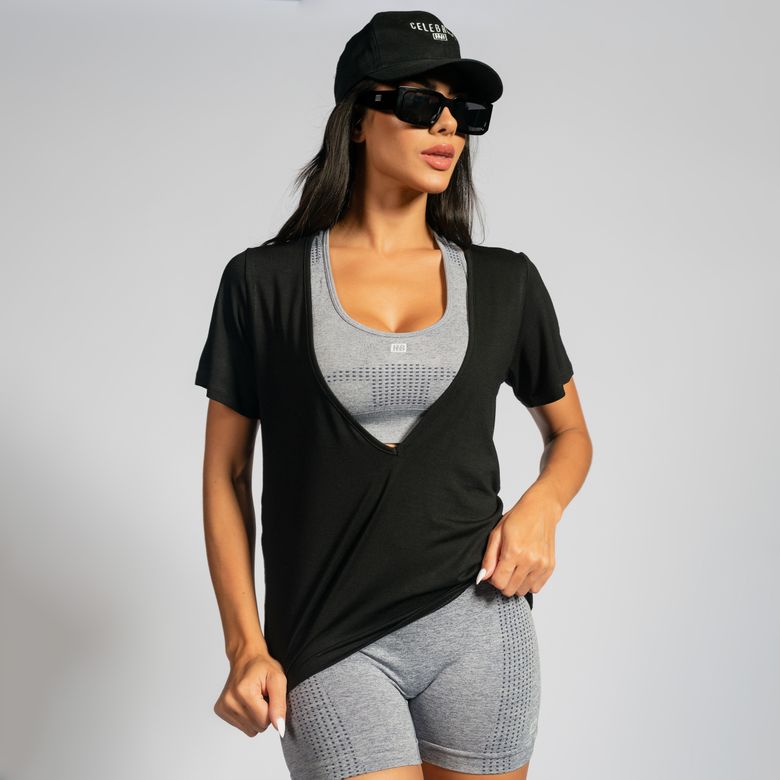 Blusa Fitness Decote em V Preta  Celebrity BL549