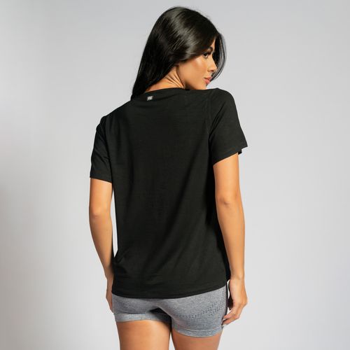 Blusa-Fitness-Decote-em-V-Preta-Celebrity-BL549