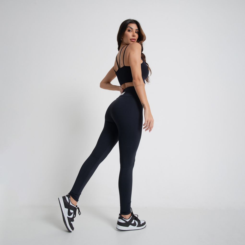 Legging-Fitness-com-Recorte-Preta-Honey-Sports