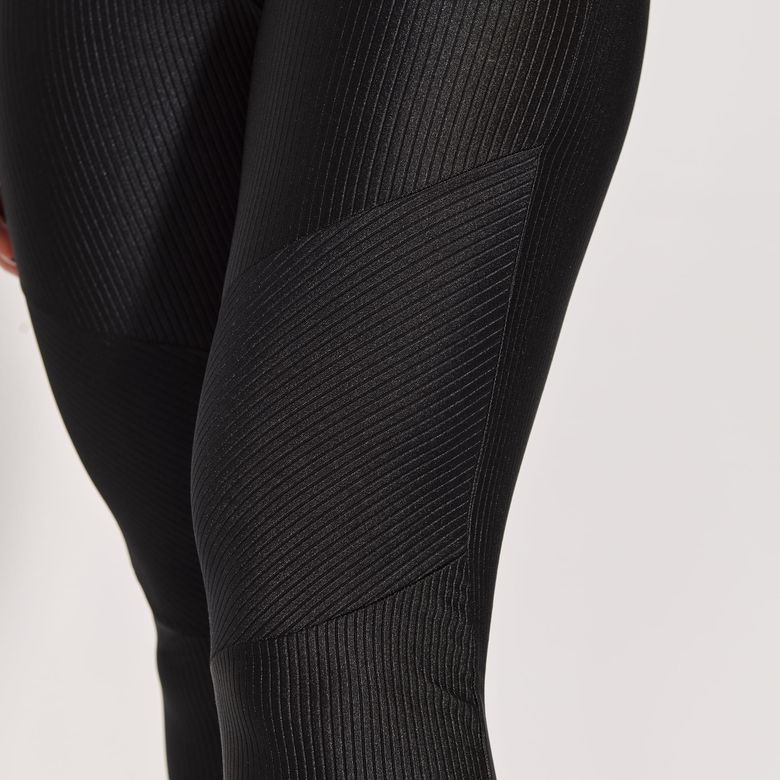 Legging Fitness Canelada Com Recorte Preto Lumina LG2310